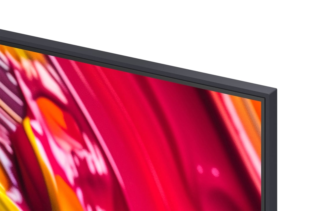 LG Smart TV LG QNED AI QNED82 4K 2025 55 pouces, Le processeur alpha 7 AI de 8ème génération s’illumine en jaune et des éclairs de couleur fusent de celui-ci. Le titre évoque la façon dont le processeur offre une qualité 4K, des couleurs et une lumi, 55QNED82A6B, thumbnail 7