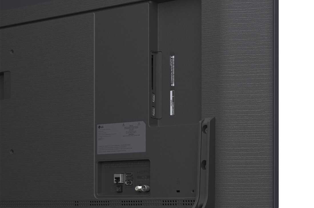 LG Smart TV LG QNED AI QNED82 4K 2025 65 pouces, Télécommande LG AI Magic Remote avec le bouton IA en surbrillance. Autour d’elle se trouvent les différentes fonctionnalités auxquelles un utilisateur peut accéder à partir du bouton. AI Voice ID, AI , 65QNED82A6B, thumbnail 12