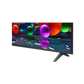 LG Smart TV LG UHD AI UA75 4K 2025 65 pouces, Une photo d’une fille portant un pull rouge divisée en bas du milieu pour montrer le côté gauche en SDR et le côté droit en HDR10 Pro. Le côté droit de l’image est plus net et contrasté comparé au côt, 65UA75006LA, thumbnail 8