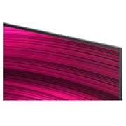 LG Smart TV LG OLED evo AI 4K C5 2025 55 pouces, Feu de camp la nuit en plein milieu de la nature. Au loin se trouve une forêt et un lac. Le ciel nocturne est rempli d’étoiles. Toute la scène est divisée en deux. Un côté est plus sombre et plus tern, OLED55C56LB, thumbnail 7