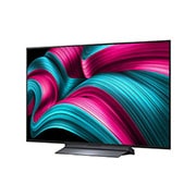LG Smart TV LG OLED evo AI 4K C5 2025 48 pouces, Le processeur alpha 9 AI de 8ème génération s’illumine avec différentes nuances de bleu et des éclairs de lumière qui en sortent et mettent en évidence ses circuits. Les statistiques de performance so, OLED48C55LA, thumbnail 5