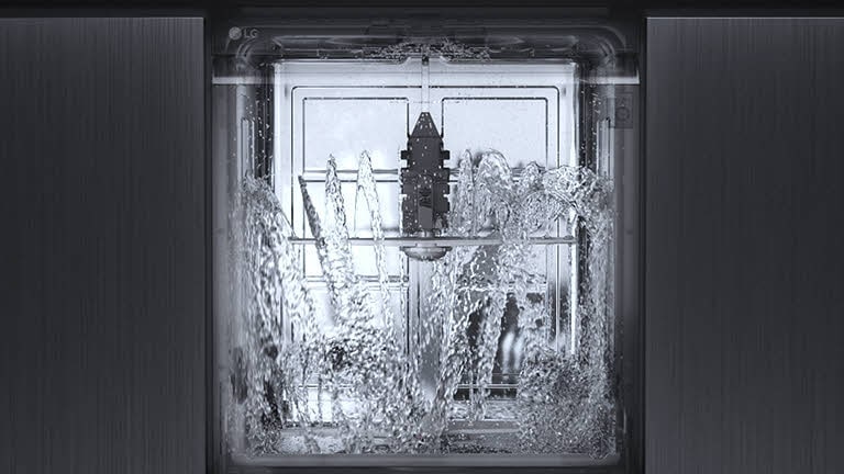 Показва как съдомиялната почиства в два режима по едно и също време.