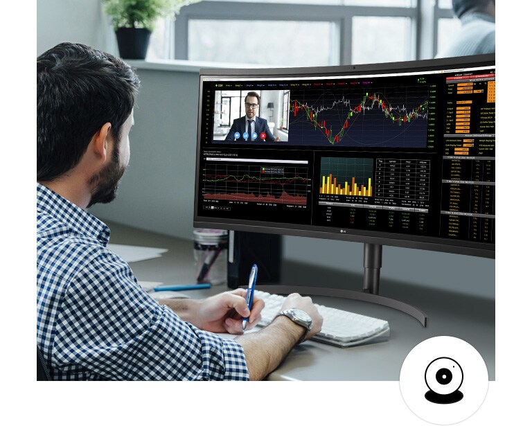 Провеждане на онлайн конферентни разговори „лице в лице“ с вградена HD уеб камера.