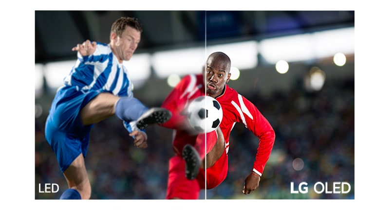 Сцена от футболен мач е разделена на две, за да се направи визуално сравнение. На изображението се вижда текст на LCD/LED долу вляво и логото на LG OLED долу вдясно.