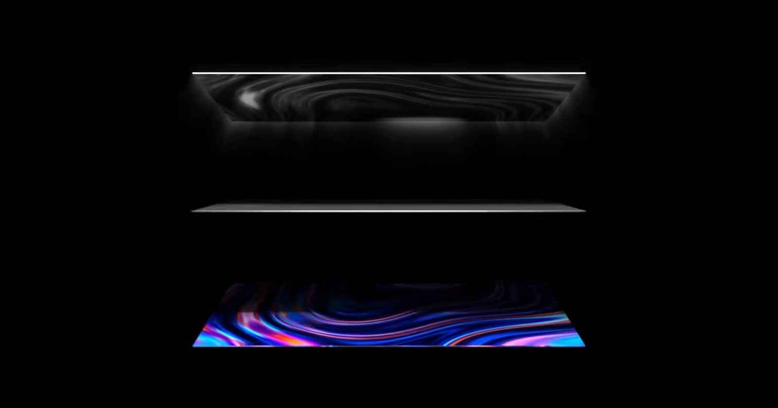 Картина на бял паун на черен фон на дисплей на LG OLED evo показва ясно всеки сложен детайл на перата.