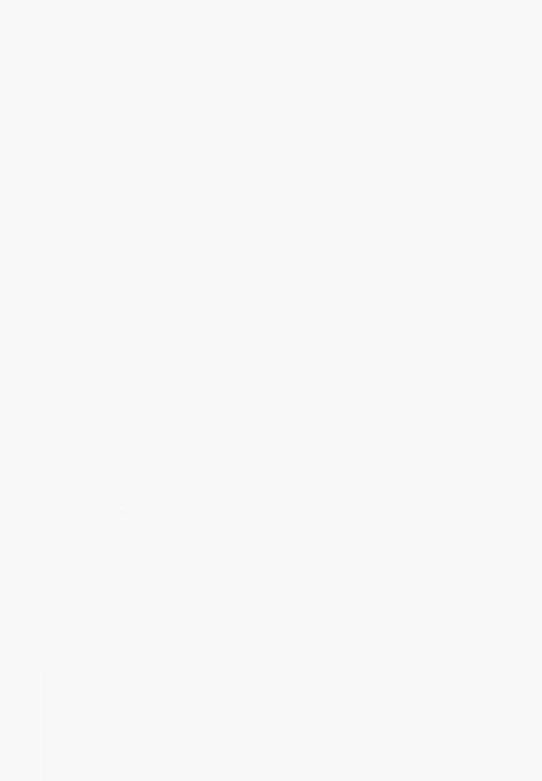 Изображението показва машината, която пере дрехи, и илюстрира изкуствения интелект, който разпознава товара.