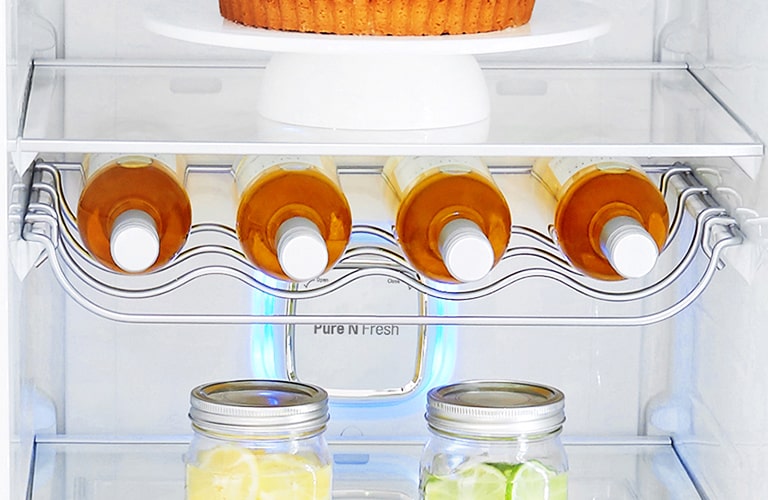 Пълноразмерна полица за вино