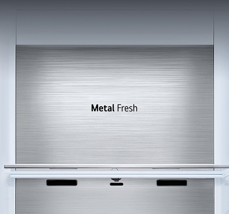Изглед отпред на металния панел Metal Fresh с логото "Metal Fresh".