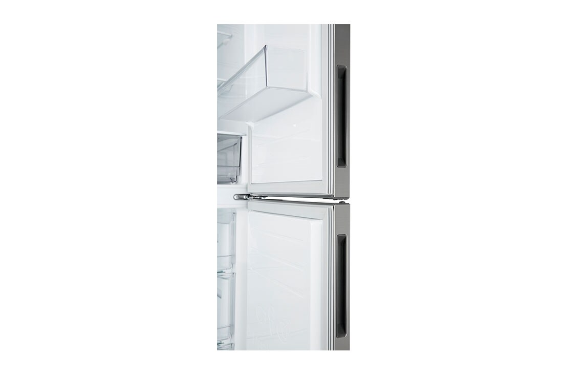 LG Хладилник c долна камера, DoorCooling+™ технология, 384L капацитет, Подробен изглед на чекмеджето, GBP62PZNCN1, thumbnail 16