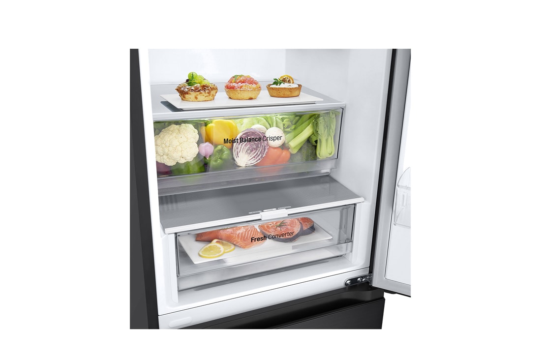 LG Хладилник c долна камера, Fresh Converter и ThinQ™ технология, 344L капацитет, Изглед от дясната страна, GBV3100AEP, thumbnail 4