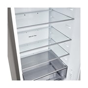 LG Хладилник c долна камера, DoorCooling+™ и ThinQ™ технология, 375L капацитет, Изглед на поставката за лед 2, GBBSJ20EPY, thumbnail 6