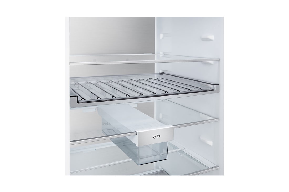 LG Хладилник c долна камера, DoorCooling+™ и ThinQ™ технология, 375L капацитет, Изглед на поставката за лед 2, GBBS726AMB, thumbnail 7