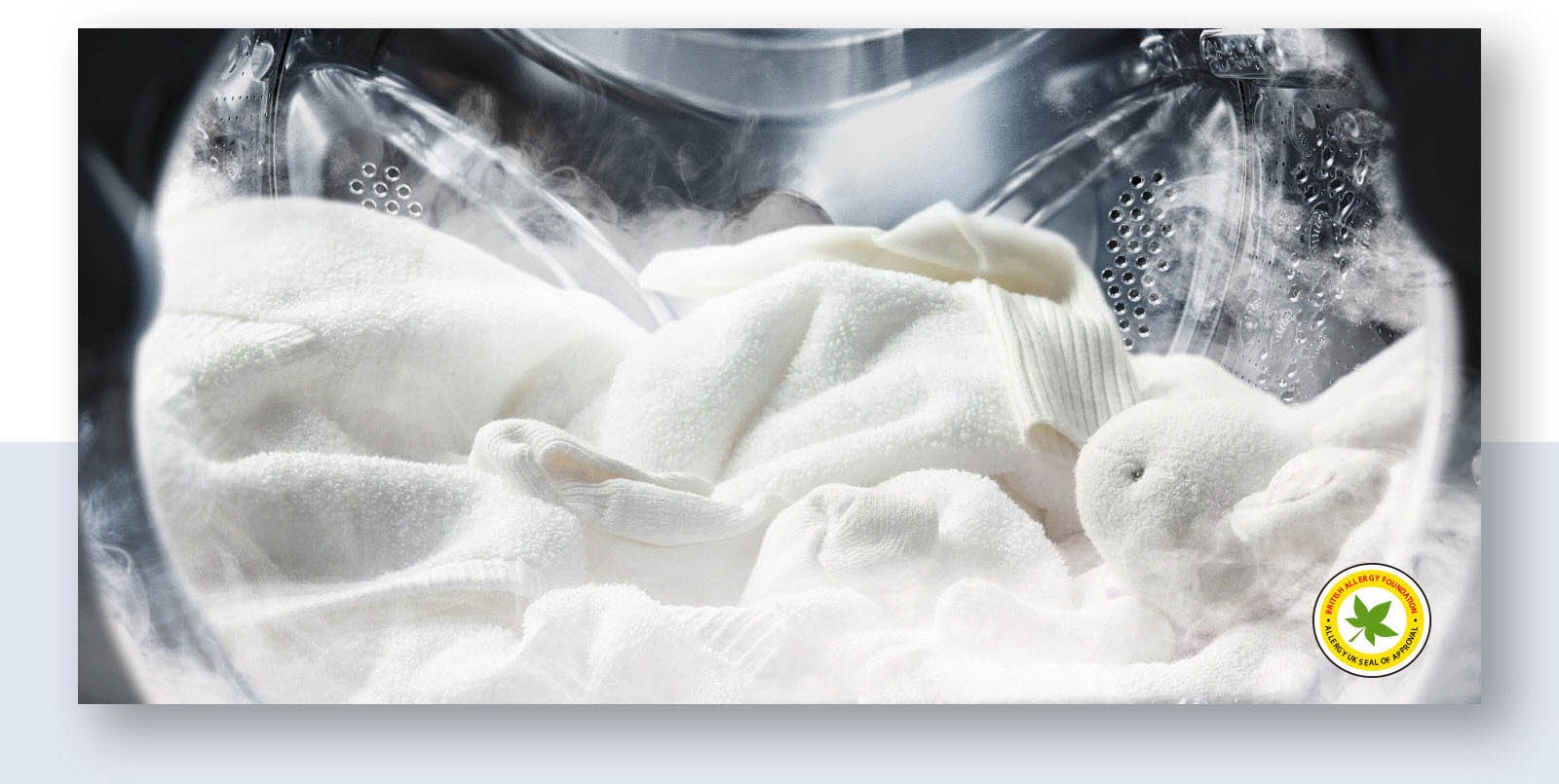 Цикълът Allergy Care (Антиалергенна защита), одобрен от BAF (Британска фондация за алергиите), намалява алергените от акарите от домашния прах с 99,9%. Резултатите може да се различават в зависимост от средата.