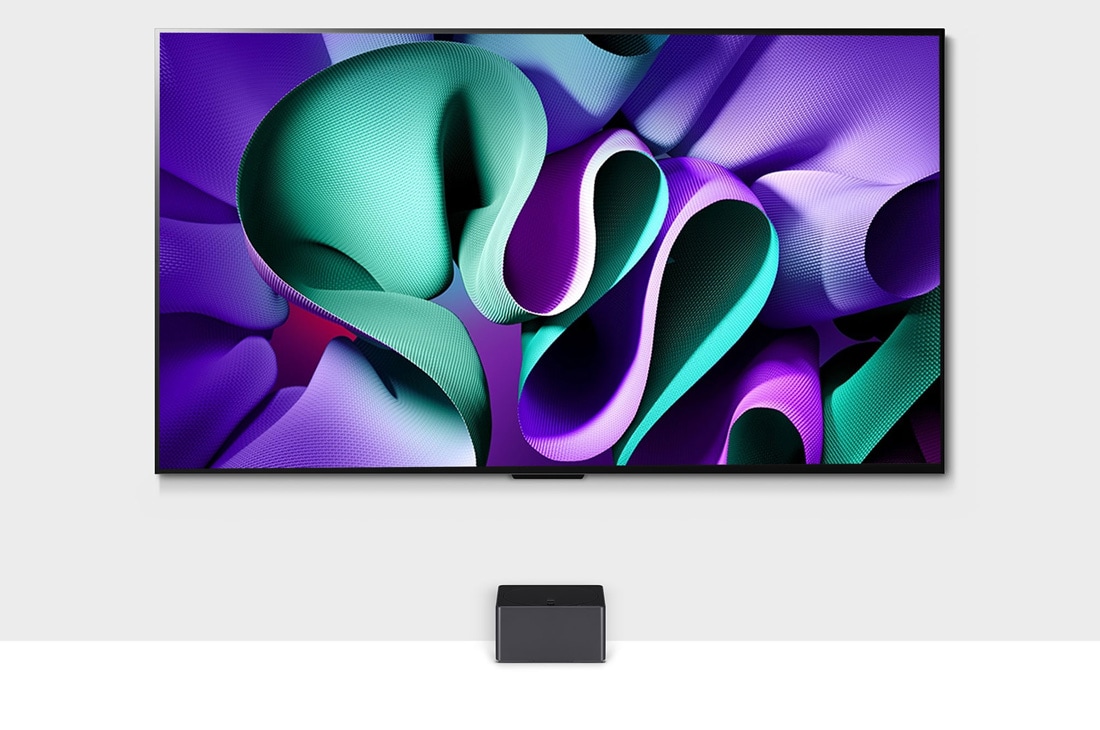 LG True Wireless 97-инчов телевизор LG SIGNATURE OLED M4 с 4K 120Hz видео и аудио трансфер , Ляв изглед отстрани, под лек ъгъл, на LG OLED M4 на стойката с Zero Connect Box под него, OLED97M49LA, thumbnail 2