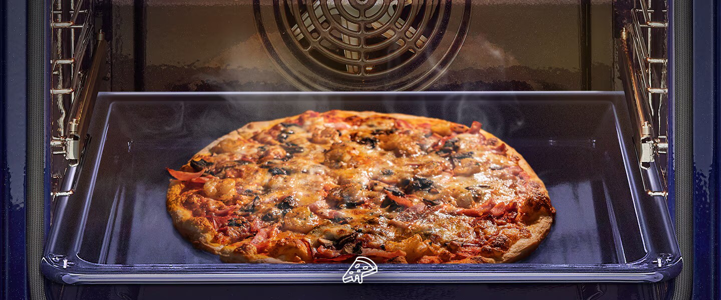 Изображение на пица, изпечена във фурна.