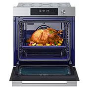 LG InstaView™ фурна за вграждане, EasyClean™ и ThinQ™ технология, 76L капацитет, LG фурна за вграждане, изглед отгоре и отпред, с отворена врата, съдържаща зеленчуци и цяло пиле, с капацитет 76 литра., WSED7612S, thumbnail 4