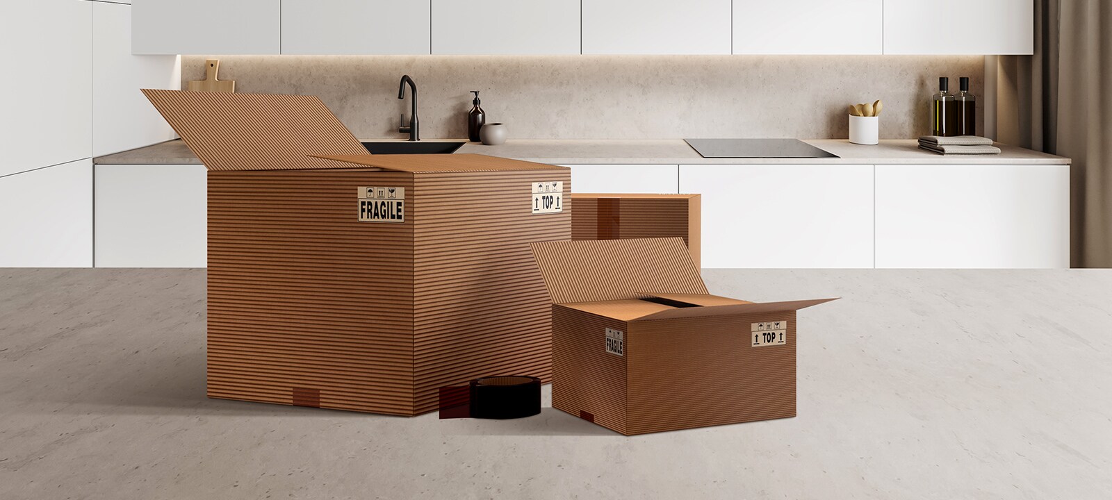 Кашони на кухненска маса.