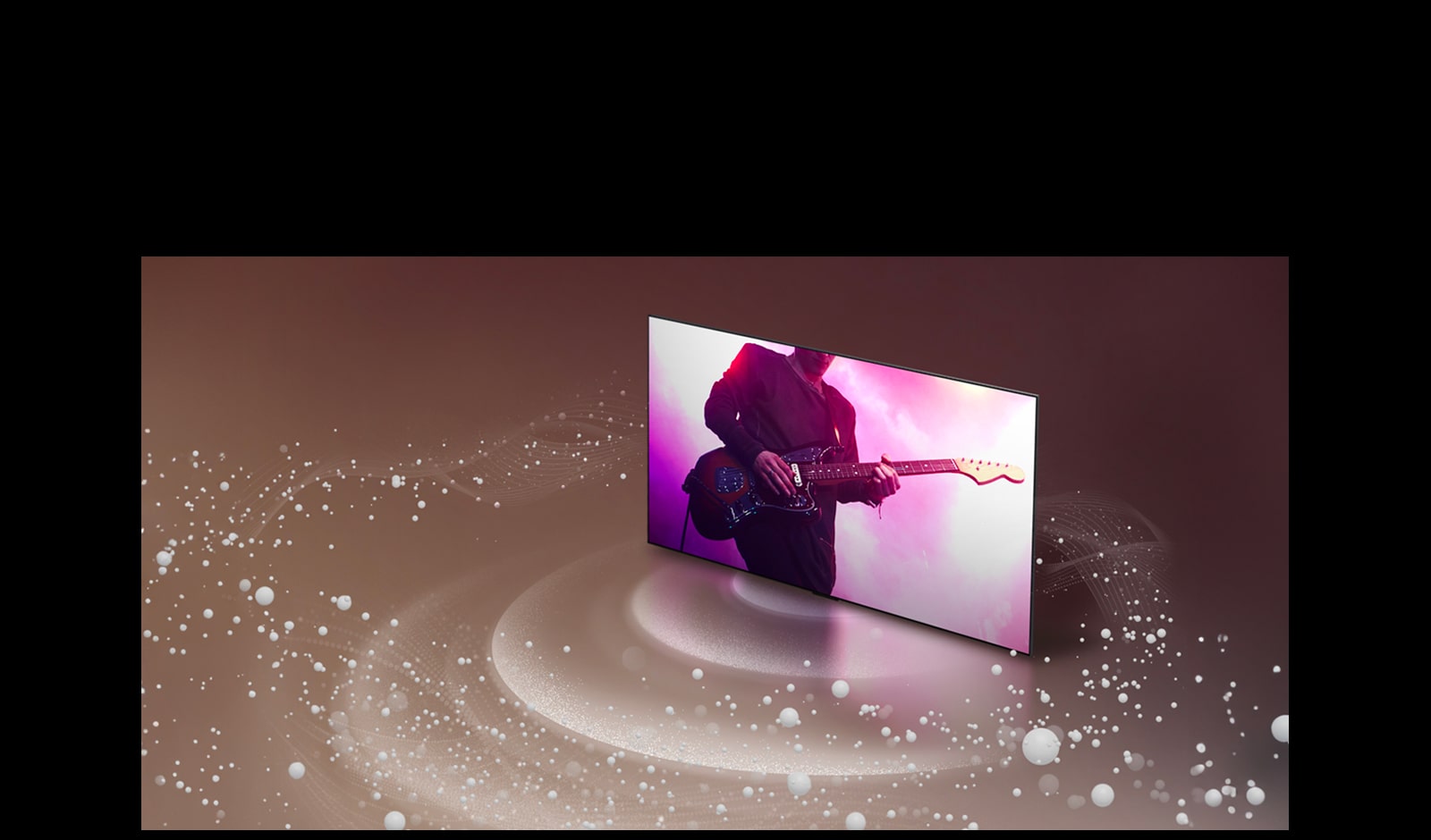 LG OLED TV, показващ изпълнение на китара, което се носи на светлолилав фон. От телевизора излизат бели мехурчета от звуци и вълни, които обикалят около него. 