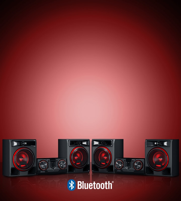 La imagen muestra un fondo rojo viñetado. Dos sistemas LG XBOOM CL65 se colocan sobre el suelo reflectante, uno frente al otro.