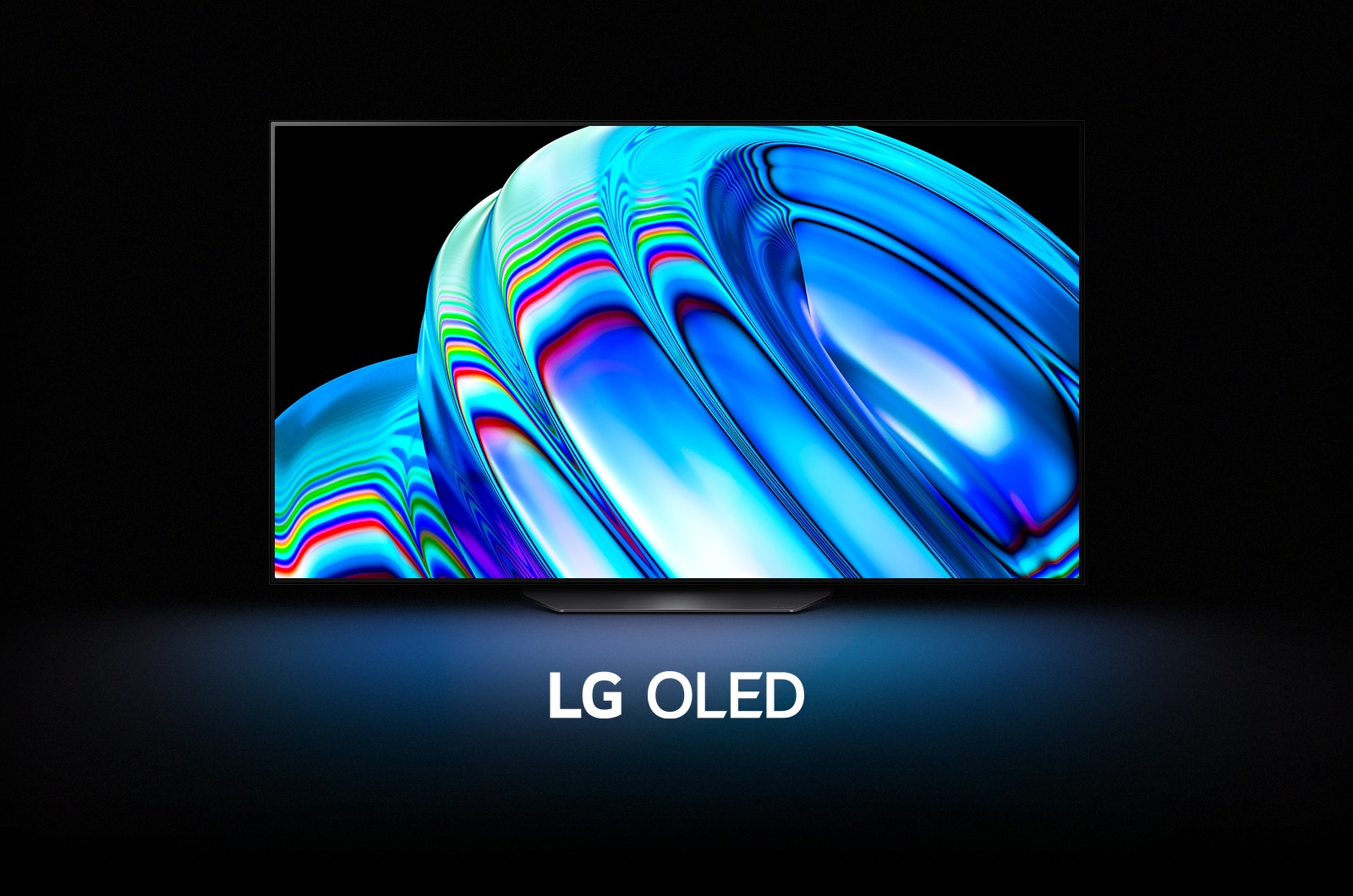 Un LG OLED C2 está en una habitación oscura, mostrando una colorida obra de arte abstracta de líneas verticales y las palabras "LG OLED evo" debajo.