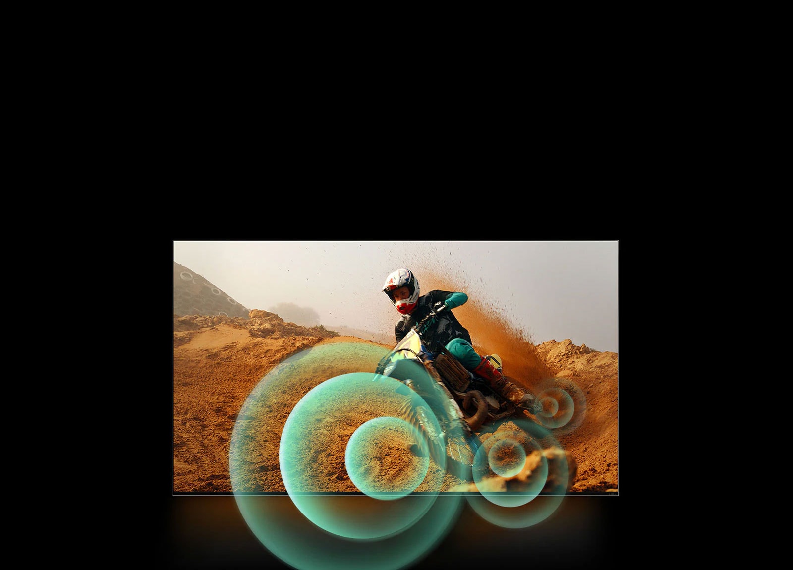 Uma imagem de um homem pilotando uma motocicleta em uma pista de terra com gráficos circulares brilhantes ao redor da motocicleta.