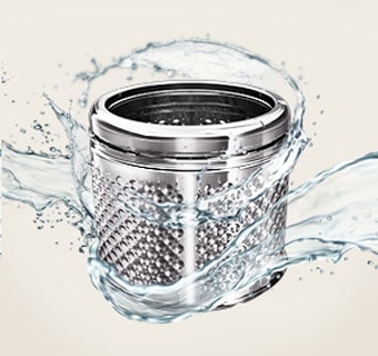 Imagen de agua rodeando una tina limpia
