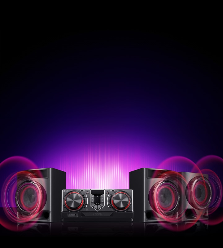 El sistema de altavoces CJ45 está colocado sobre una superficie reflectante y los gráficos de sonido salen de cada woofer. Detrás del sistema, se muestra un gráfico de ecualizador de color violeta.