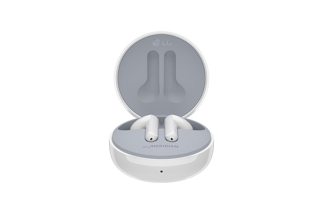 LG Audífonos Inalámbricos LG TONE Free HBS-FN6 color blanco con Estuche de Carga UVNano y Sonido Meridian, Una vista superior de una base abierta a un ángulo de 45 grados y dos auriculares en su interior, HBS-FN6, thumbnail 4