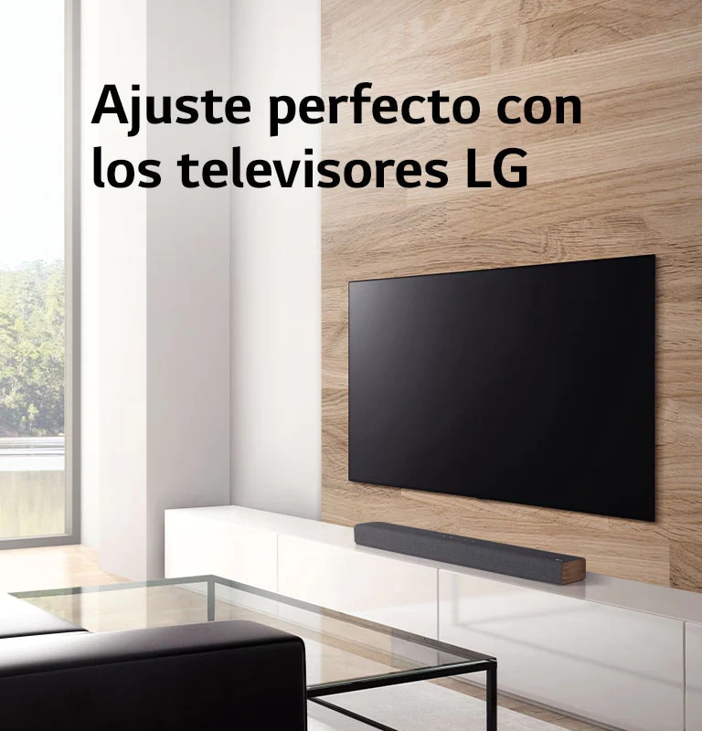 Barra de sonido LG junto a un televisor