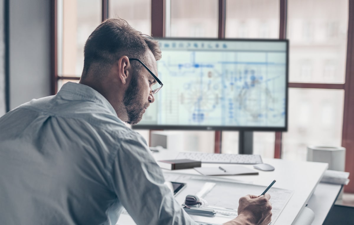 Escena de oficinista con Ergo