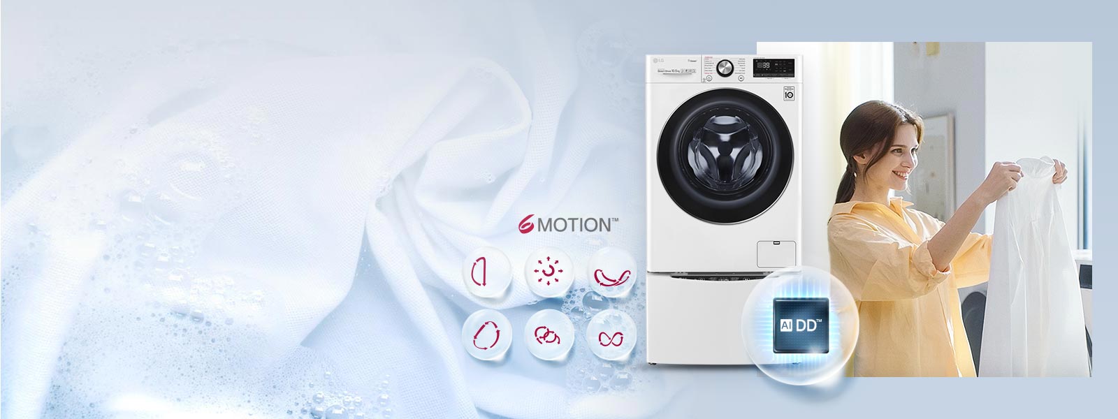 Una imagen muestra a una mujer sonriendo, mientras sostiene una camisa blanca limpia. A su lado está la vista frontal de una lavadora de LG. Hay una burbuja delante de la lavadora que tiene el logotipo de AI DD. La imagen de fondo es lino blanco en agua espumosa. En la parte superior está el logotipo de SMotion y debajo se encuentran los 6 movimientos representados por líneas y flechas.