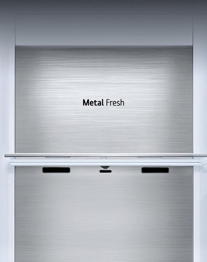 Vista frontal del panel metálico "Metal Fresh" con el logotipo "Metal Fresh". 