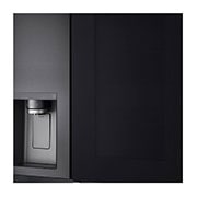 LG Refrigeradora Side By Side 22.4pᶟ (Net) / 24pᶟ (Gross) ThinQ™ Door-in-Door™ Craft Ice™ Negro Mate, vista frontal abierta con alimentos, LS66SXTC, thumbnail 3