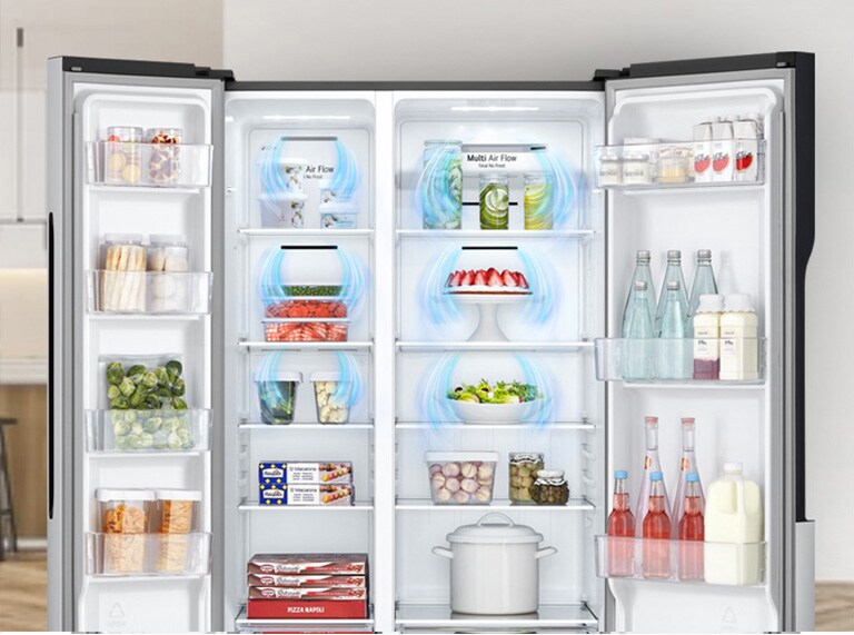 El interior del refrigerador expresando el frío.