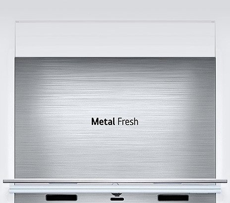 Vista frontal del panel metálico Metal Fresh con el logo "Metal Fresh" visible.