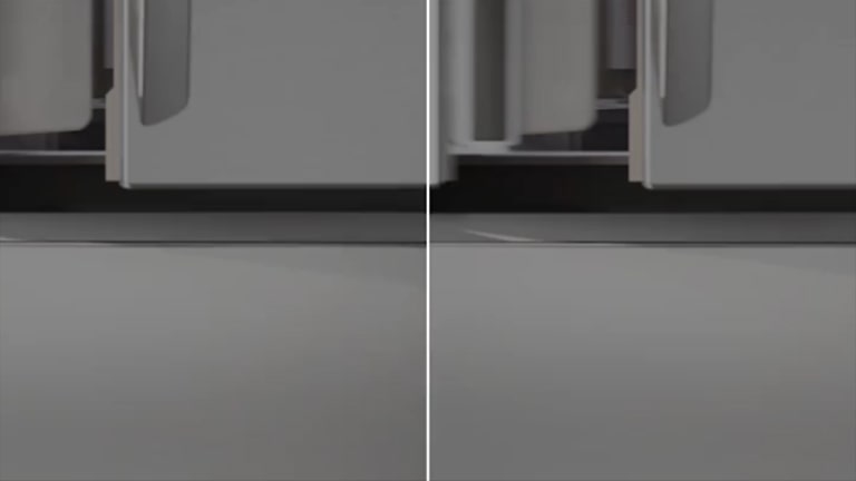 Mostrando cómo la puerta resistente a golpes del refrigerador multi-puerta LG se cierra silenciosamente en comparación con una puerta que no es resistente a golpes.