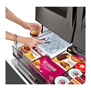 LG 32 pᶟ |InstaView™ Door-in-Door®|French Door|Craft Ice™ |Compresor linear inverter | Black Stainless|ThinQ™ (Neto: 30 pᶟ), LM89SXD, thumbnail 9