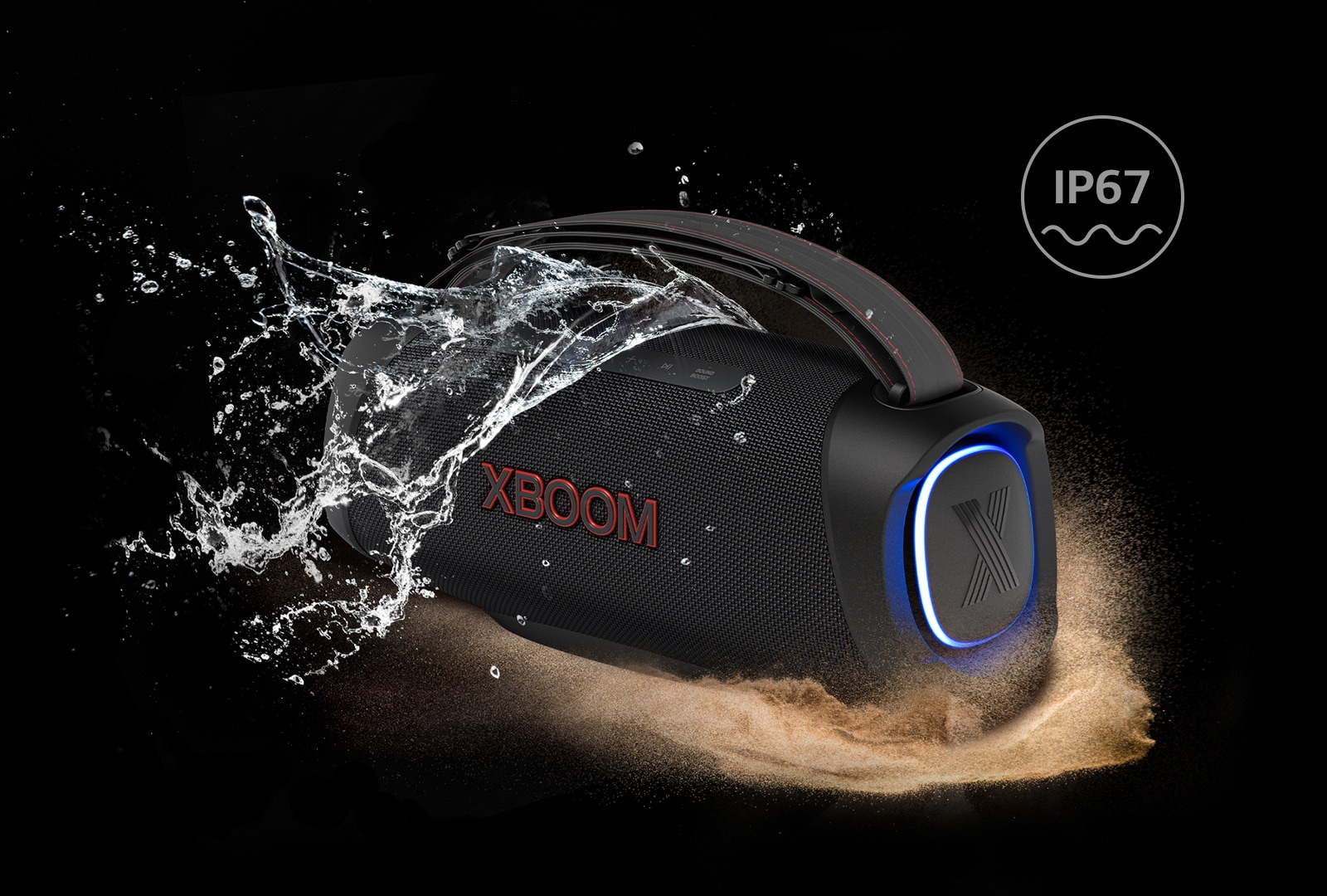 Los LG XBOOM Go XG8T están colocados en un espacio infinito. Uno muestra que es resistente al agua y el otro es a prueba de polvo.