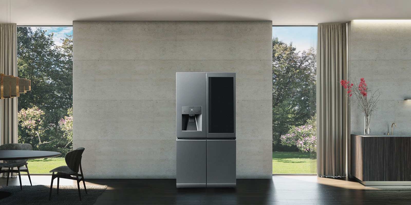Le réfrigérateur LG SIGNATURE est placé sur le salon avec table et chaises.