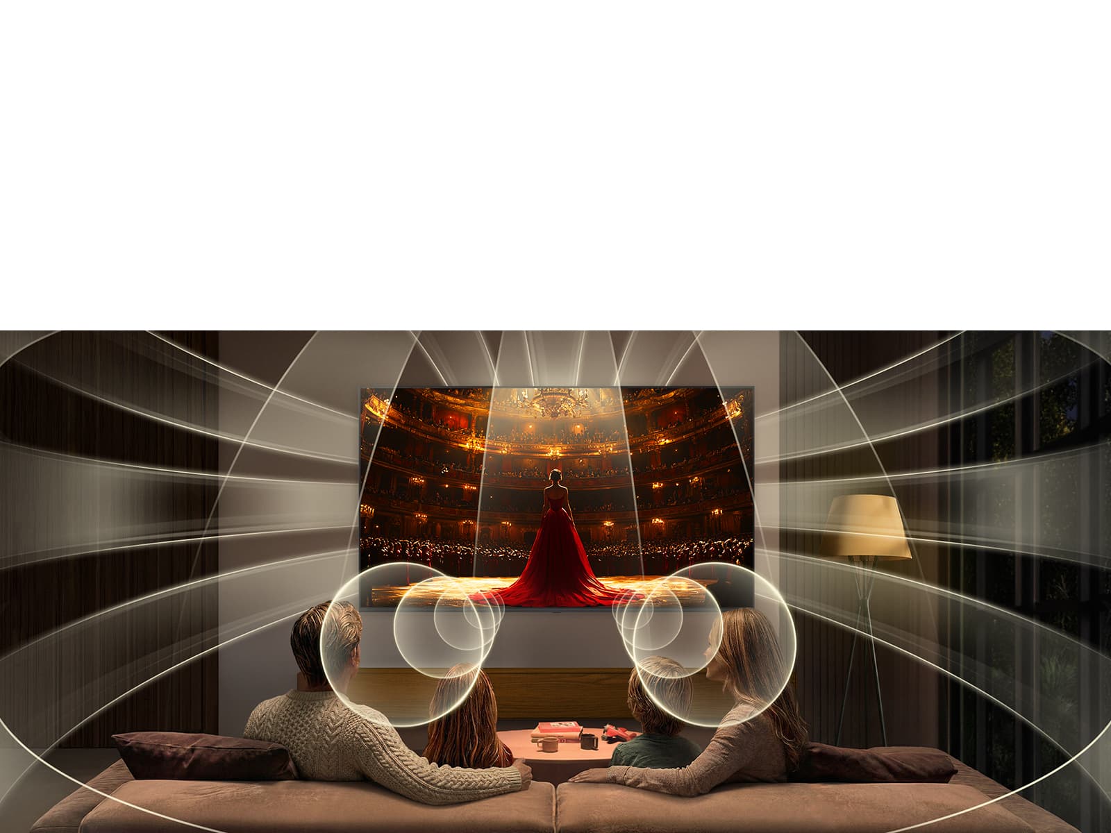 LG QNED evo AI QNED82 Mini LED 具有虚拟 11.1.2 声道，播放歌剧画面时，全方位环绕音充盈整个现代客厅，环绕着座位区域，带来全屋沉浸式听觉体验。