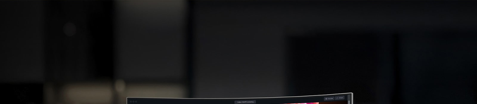 LG UltraFine Monitor logo.