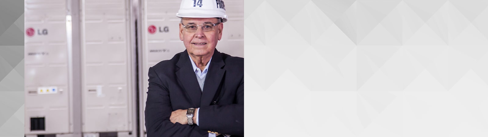 SAC_EQUUS333_04_1460018910633_1477983721403