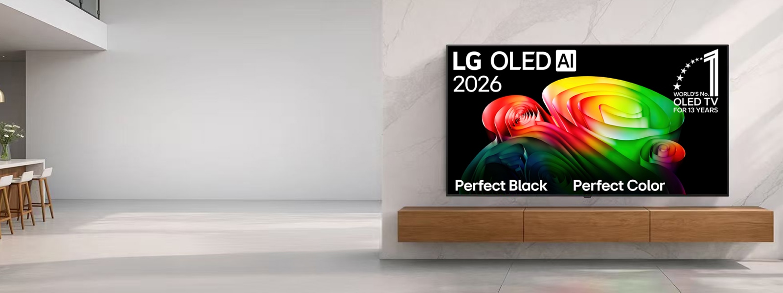 LG OLED G5 在黑色背景下显示了紫色和黄色的抽象图片。图像的左下角有“12 年世界第一的 OLED 电视”的标志。