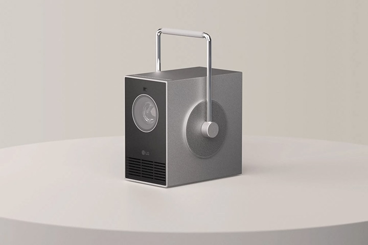 LG CineBeam HU710PB的视频-手柄360度旋转。