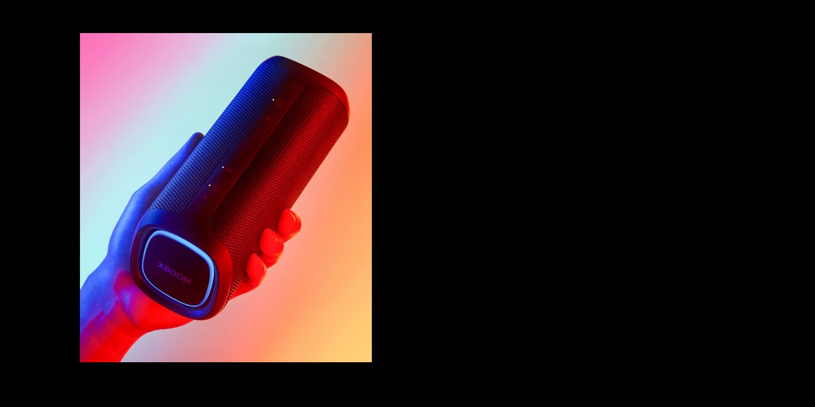 图为手中的 XBOOM。