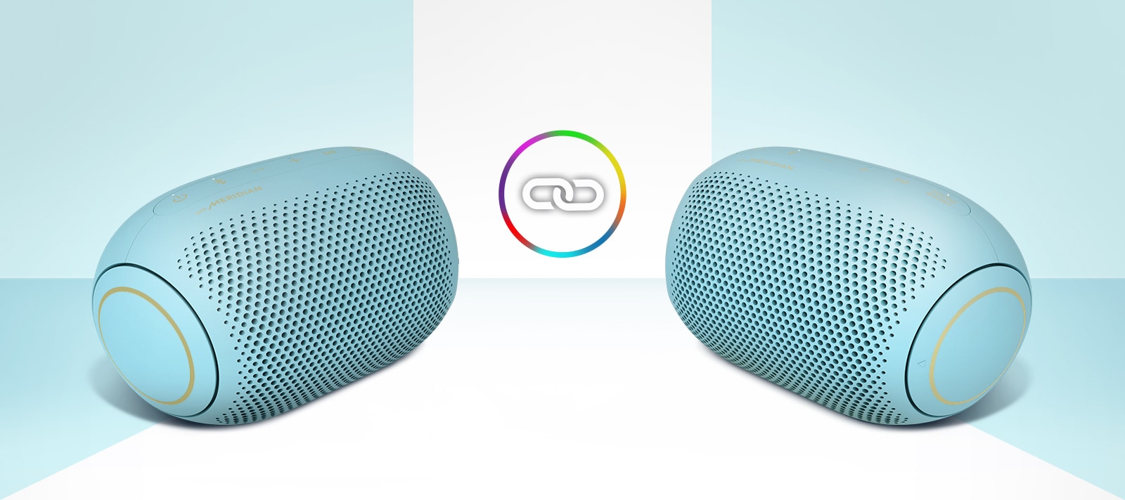 两个 LG XBOOM Gos 放在白色背景中，中间有一个环形图标。