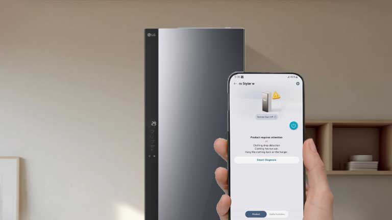 检测到衣物从衣架上掉落并通过护理机的液晶显示屏或 ThinQ 应用程序通知的视频