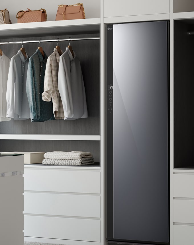 Fresh converter area inside the refrigerator.