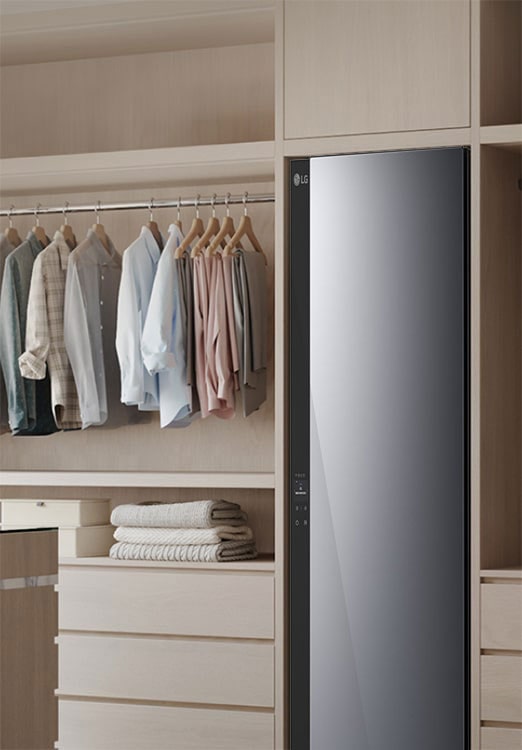Fresh converter area inside the refrigerator.