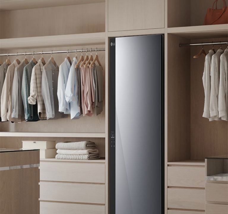 Fresh converter area inside the refrigerator.